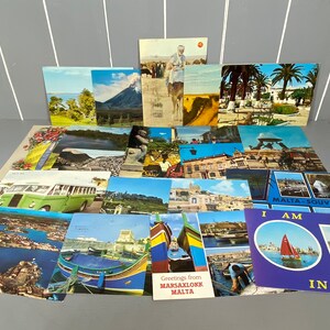 50 cartoline vintage assortite, collezione di vecchie cartoline, alcune usate con segni di affrancatura, ecc