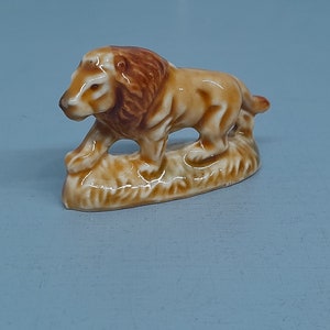 Wade Whimsie - Lion, Vintage Wade Figures