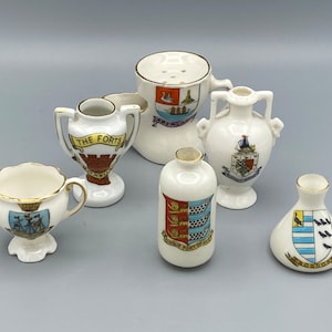 6 Miniatur Crested China.