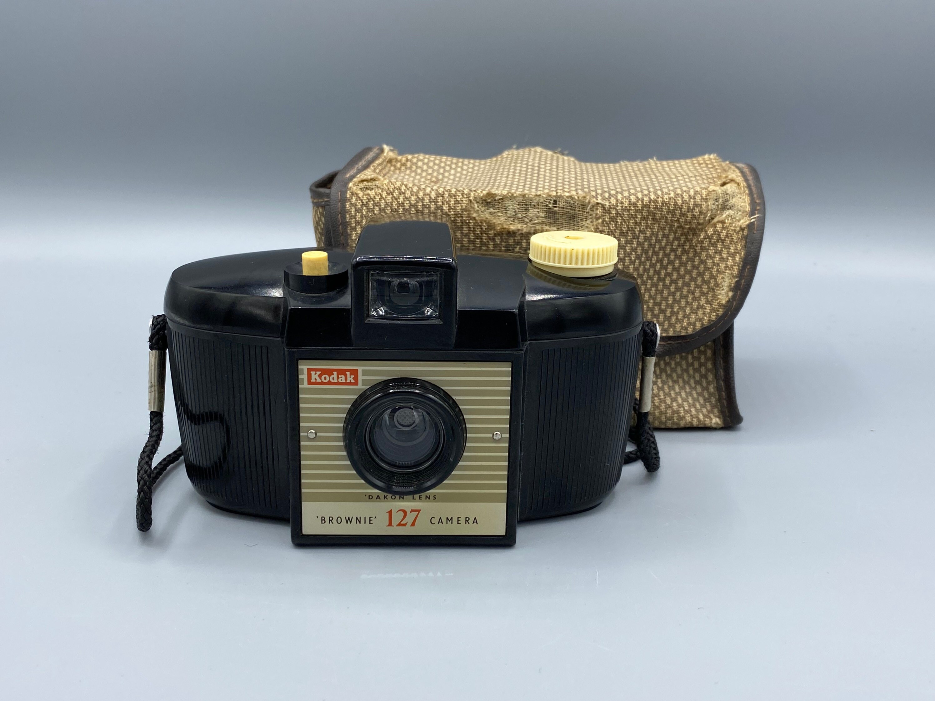 1950s Kodak Brownie 127 Film Camera, 'dakon Lens', With