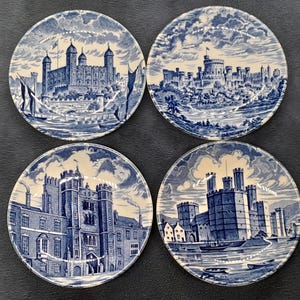 4 Vintage Wedgwood Decorative Royal Homes of Britain Small Dishes 10.7cm