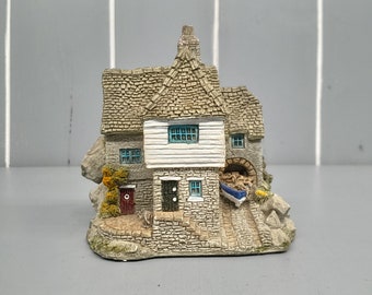 Moonlight Cove Lilliput Lane, 1991 Miniature Handmade Boat House