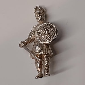 Vintage Sterling Silver Charm, Silver Charm Bracelet Charm, Scotsmans Guard Charm 2.5cm