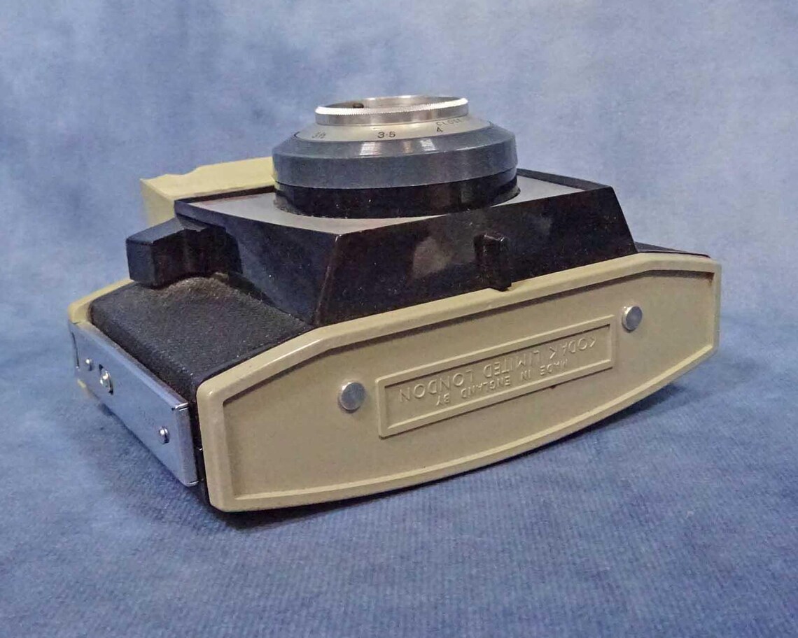 Vintage kodak autosnap 127 Film Camera from the early 1960s, foto 3 di 5