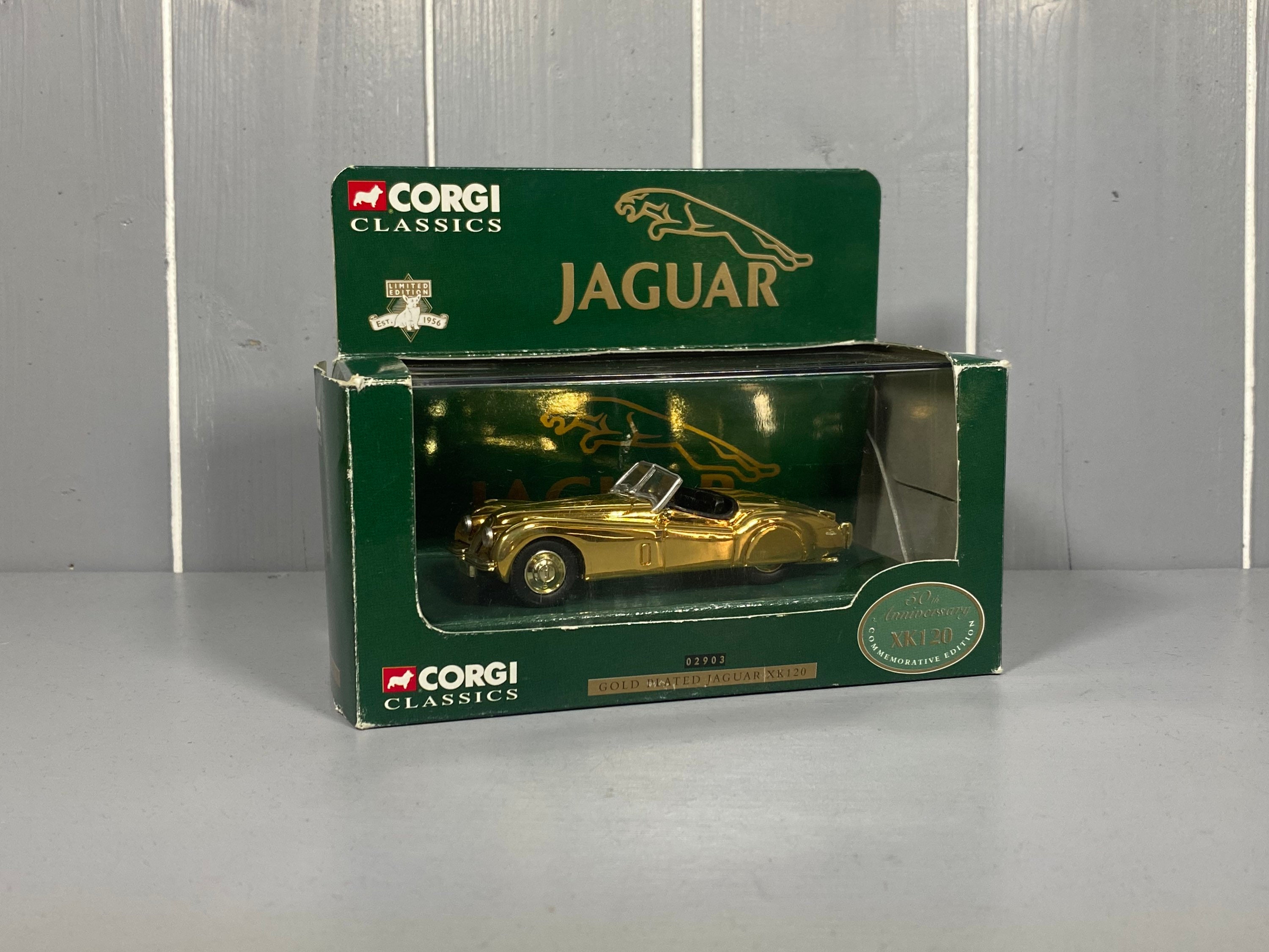 Miniature Burago jaguar xk 120 roads.1948 1/24 chez 1001hobbies (Réf.22018)