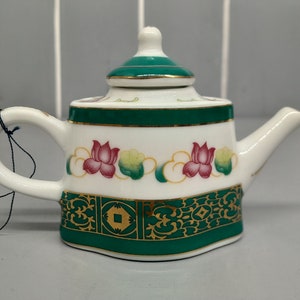 Miniature Teapot from the Porcelain Art Miniature Teapot Collection