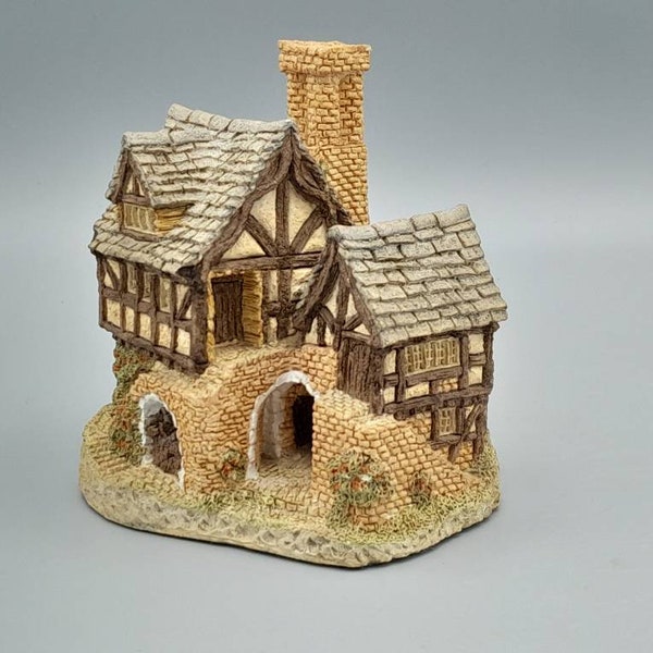 1983 David Winter Miniature Model of The Bakehouse England