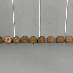 10 Circulated Queen Elizabeth II Half Penny Coins 1956 - 1963
