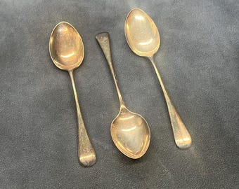 Set di 3 cucchiai antichi placcati in argento EPNS – Grantham & Co Ltd Birmingham c.1900 – Monogramma “S”, stoviglie vintage