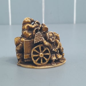 Decorative Resin Figure, All gathered around the cart / carriage