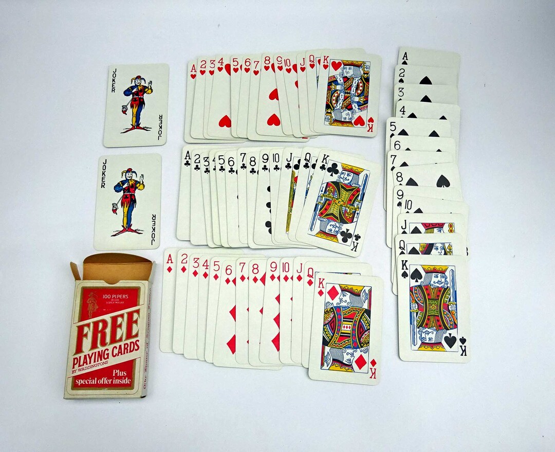 The House of Seagram 100 Pipers De Luxe Scotch Whisky Playing Cards