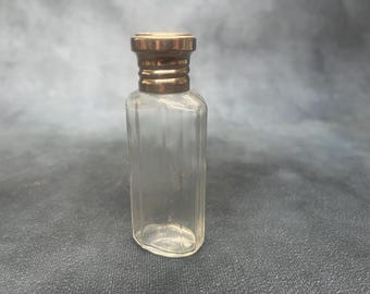ヴィンテージガラス香水瓶、シルバープレート蓋付き、化粧台用ボトル