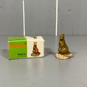 Wade Whimsie Kangaroo in Original Box, Vintage Porcelain Miniature.