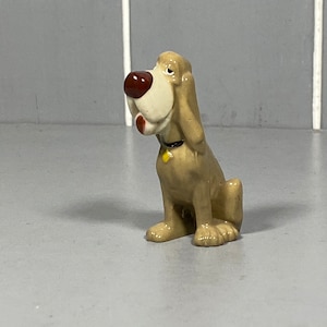 Wade Whimsie  Disney Cartoon Series, Lady and the Tramp, The Bloodhound