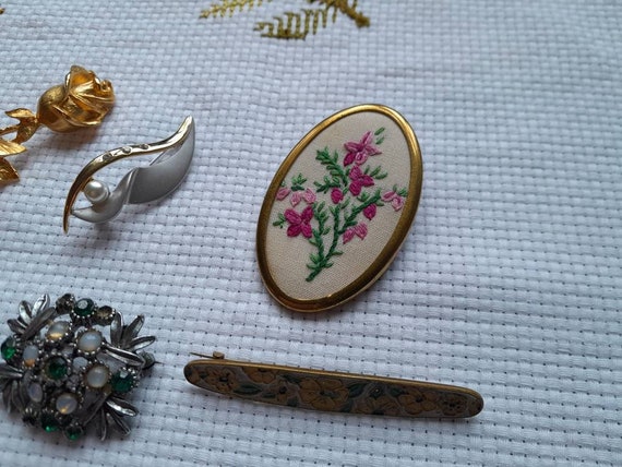 Lot of 6 Vintage Brooches, Brooch Job Lot - image 6