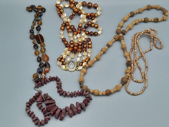 Five Assorted Vintage Necklaces, Vintage Costume … - image 5