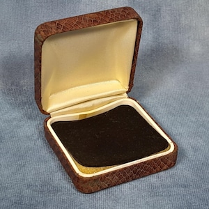 Vintage Brown Square Jewellery Display Box, Velvet insert, Jewellery storage box