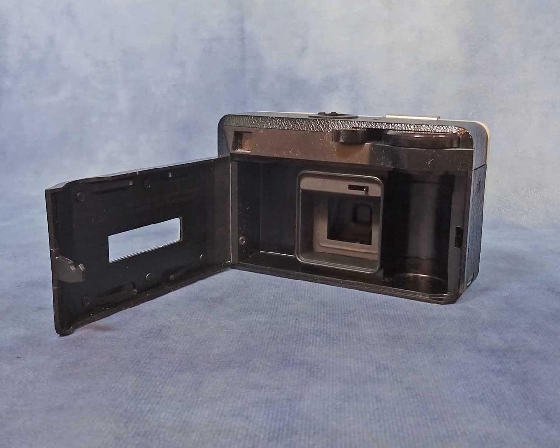 Vintage Kodak Instamatic 55x, 126 Film Camera, foto 3 di 5