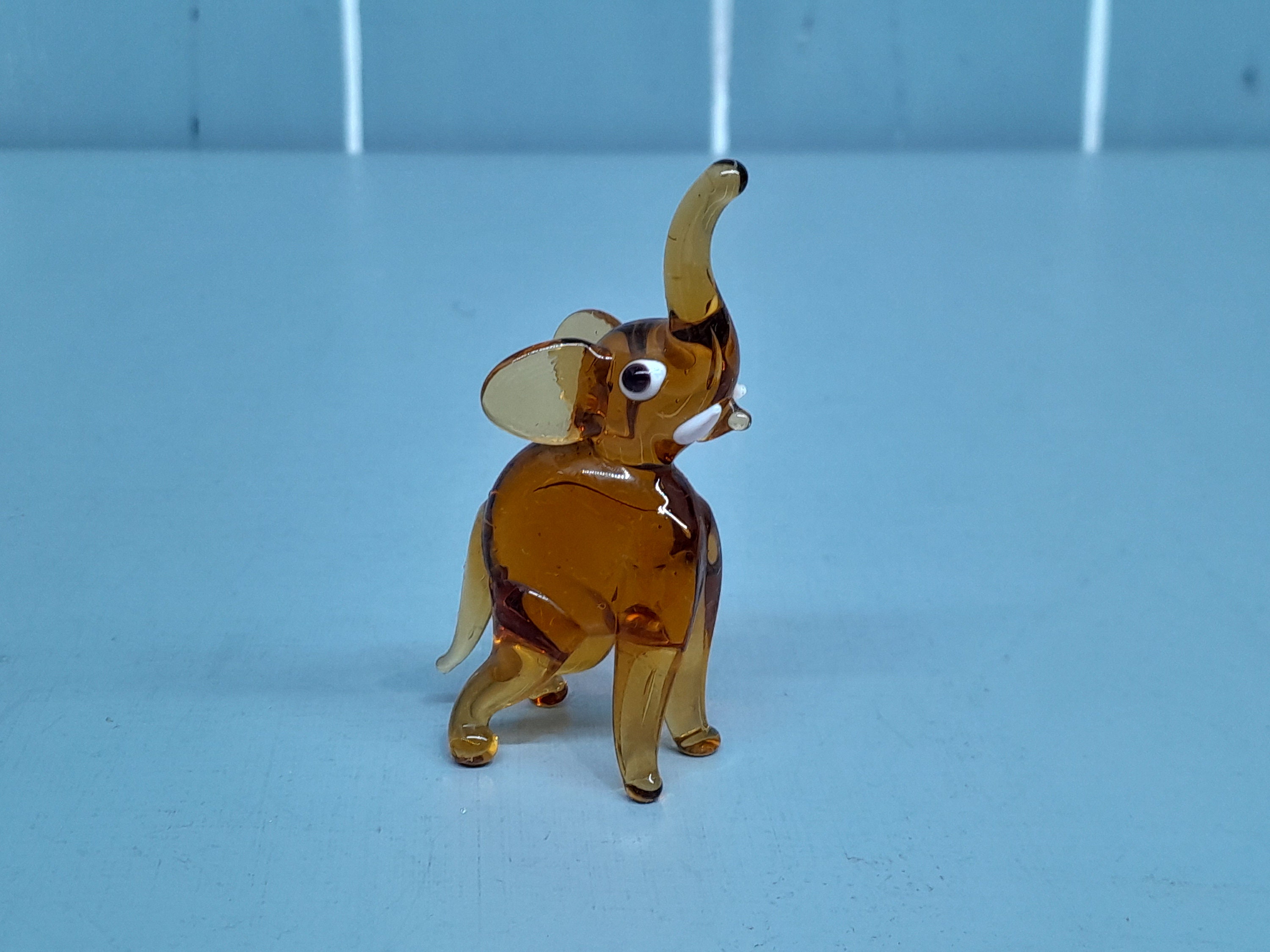 ミニチュアガラス動物、ガラスゾウ - 6.4 cm - Etsy 日本
