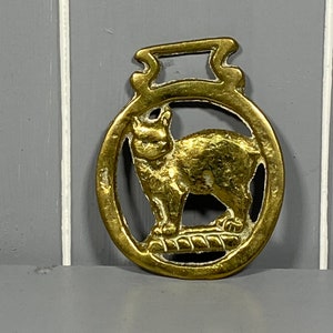 Vintage Brass Cat Medallion 6.2cm, Decorative Brass.