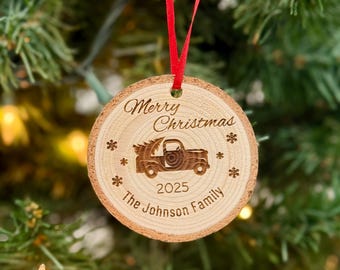 Décoration de Noël personnalisée en famille : tranche de bois souvenir gravé