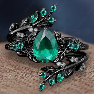 Gothic Pear Cut Emerald Engagement Ring Set 14K Black Gold May Birthstone Propose Ring Leaf Twig Enhance Stack Wedding Band Anniversary Gift