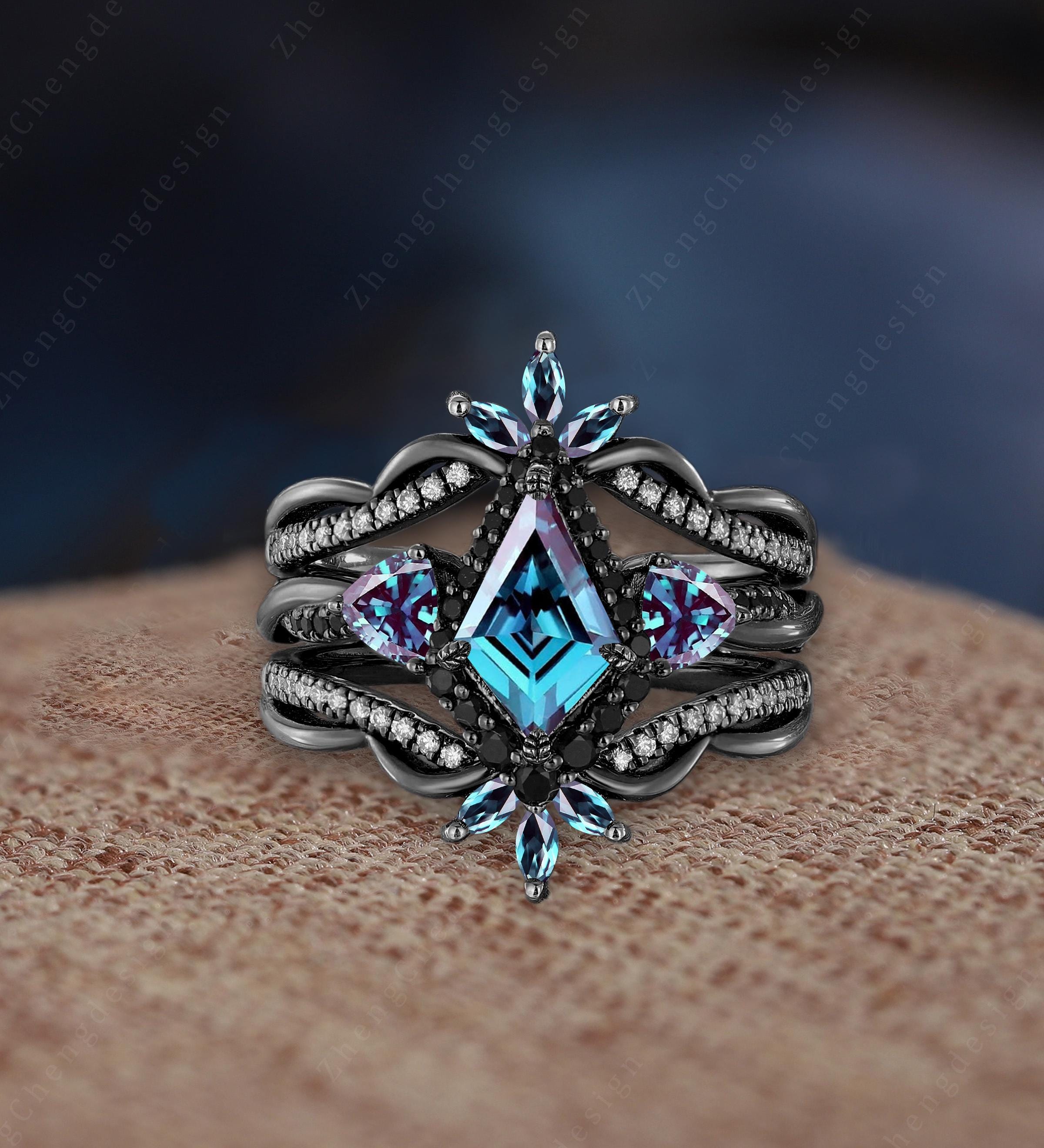 Kite Shape Alexandrite Engagement Ring Set Gothic Solid 14K Black Kite Shape Alexandrite Engagement Ring Set Gothic Solid 14K Black