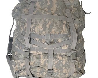 本物のアメリカ陸軍大型リュックサック、ACU UCPデジタル迷彩モールII
