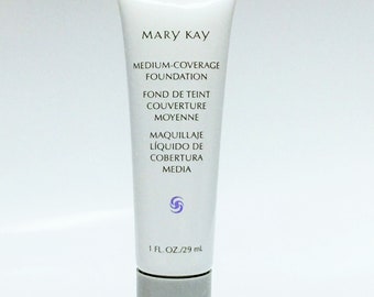 Base de maquillaje Mary Kay de cobertura media bronce 607, 1FL.OZ./29 mL piel normal a grasa