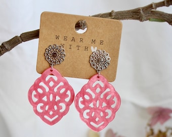 Unique statement earrings with resin ornament / birthday gift / gift idea for girlfriend / traditional jewelry / lightweight earrings