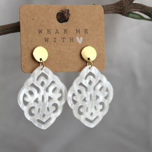 Unique statement earrings with resin ornament / birthday gift / gift idea for girlfriend / traditional jewelry / lightweight earrings