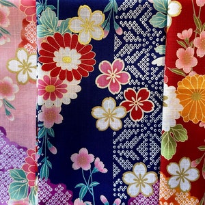 3 Fat Quarter Fabric Bundle - Hittashunjuu- Flowers - Red/Blue/Pink w/Gold - Made in Japan - Cotton 100%