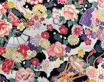 Japonés antiguo - Flores y abanicos - Negro/Oro - Por medio patio - Algodón 100% Tejido acolchado - Hecho en Japón