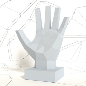 Mano de baja poli. Manualidades con papel 3D