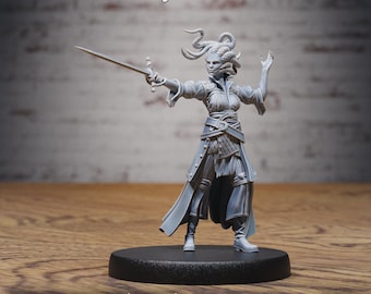 Medusa Sword Fighter Miniature | Gorgon Pirate Attacking | for D&D 5e, Pathfinder and other RPG's | 28mm | EPIC Miniatures