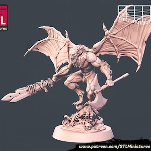 Miniatura de vampiro animalístico | Vampiros híbridos | Horda de muertos vivientes | Miniaturas STL | 32 mm | para juegos de mesa modernos