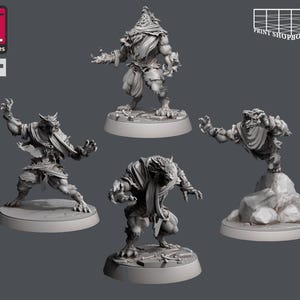 Puede incluir: Cuatro miniaturas de hombres lobo impresas en 3D en diferentes poses. Las miniaturas son grises y tienen detalles elaborados, que incluyen pelaje, garras y dientes.