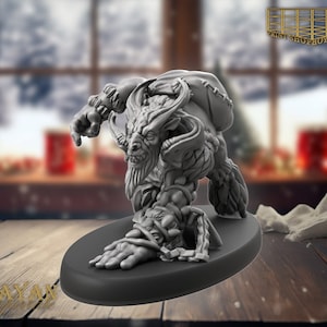 Creeping Monster Miniature | Crawling Christmas Krampus | XMAS Adventure | for D&D 5e, Pathfinder and other RPG's | 32 mm