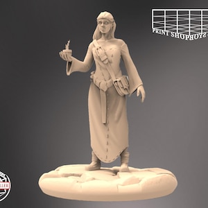 Elf druid in training miniature | Elven Druid in Apprentice Miniature | Heroic Character | Tabletop RPGs like D&D or Pathfinder | 28mm
