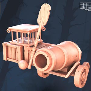 以下が含まれることがあります： 木製の台車、檻のような構造、大きな砲身を備えた大砲の3Dプリントモデル。 モデルは明るい茶色で、パドルのような要素があります。 STL MiniaturesとPrint Shop Boysのロゴが表示されています。
