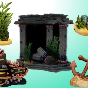 Könnte beinhalten: Satz von fünf Miniatur-Ozeanfiguren, darunter ein Korallenriff, ein Anker, ein Steinbogen mit Seegras, eine kleine Insel mit Seegras und Muscheln und ein Büschel Seegras. Die Figuren sind aus hellem Braun, Grau und Grün gefertigt.