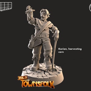 Könnte beinhalten: Eine 3D-gedruckte Miniatur eines Fantasy-Charakters, ein Mann mit Bart und Hut, der einen Maiskolben hält. Er trägt eine Tunika und eine Hose und hat eine Tasche über der Schulter. Die Miniatur steht auf einem runden Sockel mit einer Kopfsteinpflasterstruktur. Der Text "Korion, harvesting corn" ist unter der Miniatur gedruckt. Die Miniatur ist Teil eines Sets namens "Townsfolk Vol. 2".