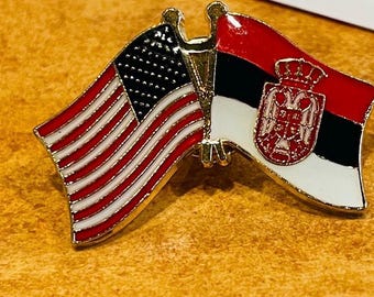 USA Serbia friendship country flag pin; hand stamped  and baked finished cloisonné pin
