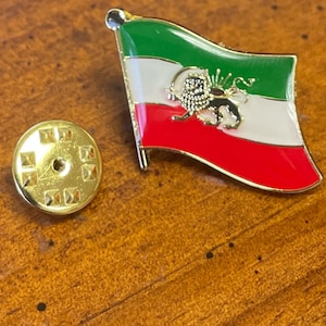 Old historical flag   Iranian country  flag lapel pin original origin made from china
