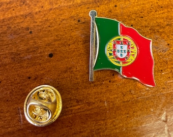 USA Portugal country flag friendship pin hand stamped and baked finished cloisonné pin