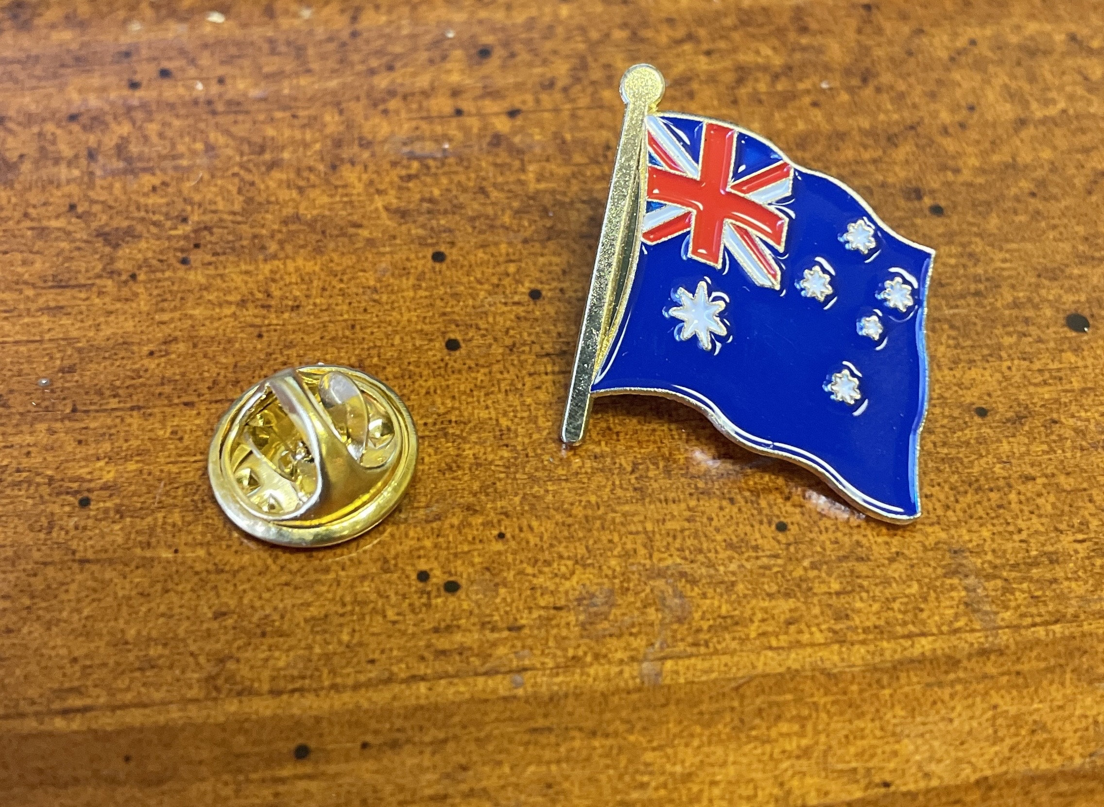 Broche / Insigne Drapeaux Australie Et USA - Émail Plaqué Or - Neuf Avec étiquette
