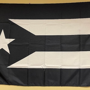 Puerto Rico in black and white flag 3x5ft and Puerto Rico flag printed 3x5ft with brass and grommets polyester oxford fabric single sided