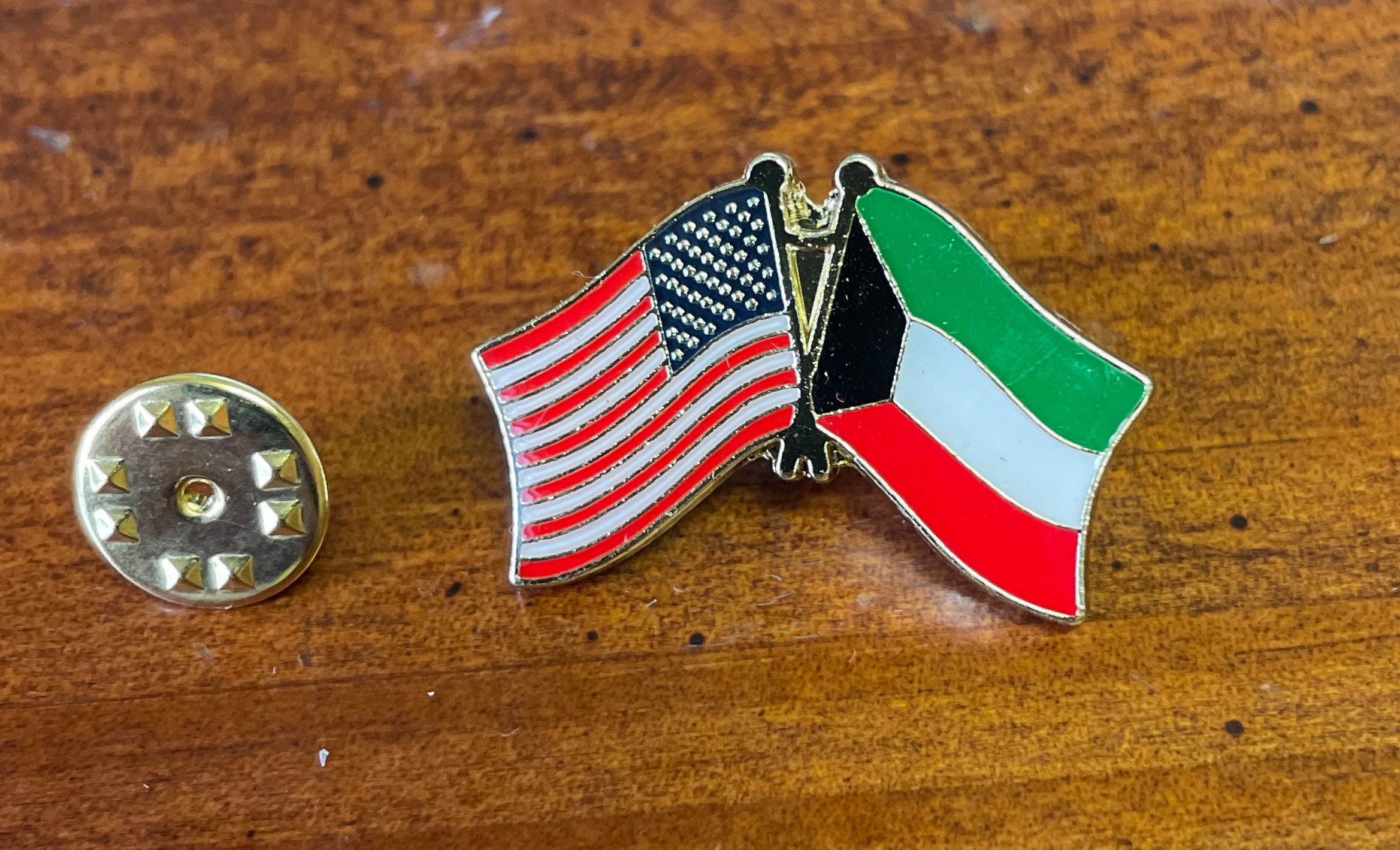 Spilla Bandiera USA Kuwait Trade Winds - Distintivo Da Bavero Per Moto E Bici