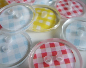 Lil' Gingham Buttons