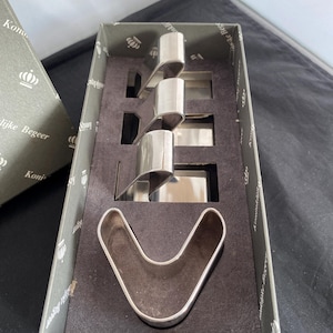 Vintage Serviettenhalter vier Stück in Originalverpackung versilbert